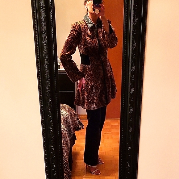 NWOT Faux-Fur Leopard Print Swing Coat, Faux-Leather Collar, Pockets! Peplum, S - Picture 7 of 17